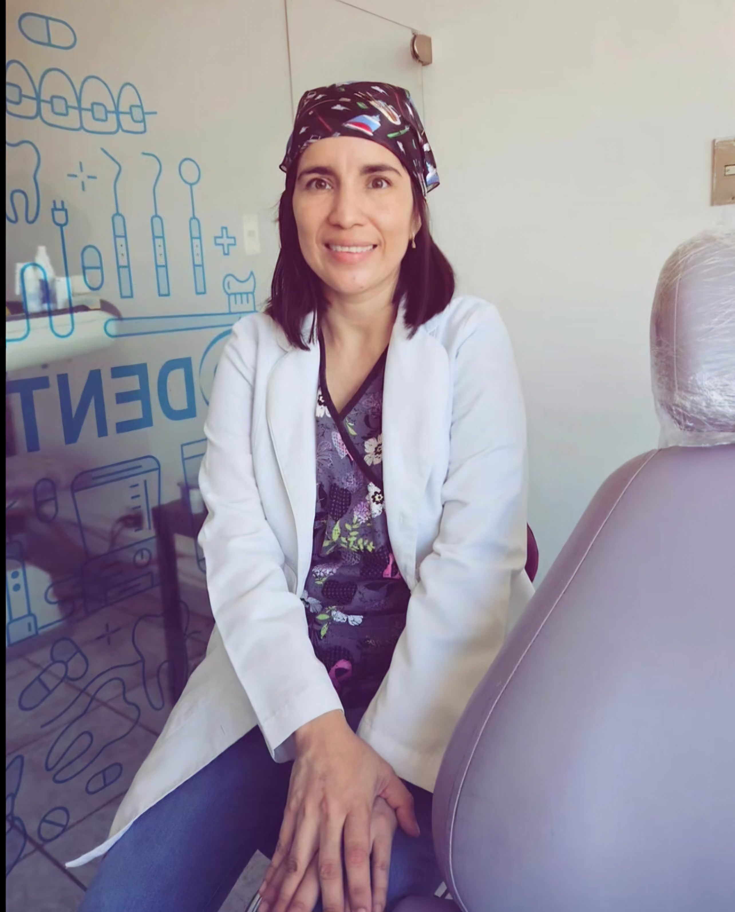 Dra. Tania en Clínica Dental Evolution en San Salvador